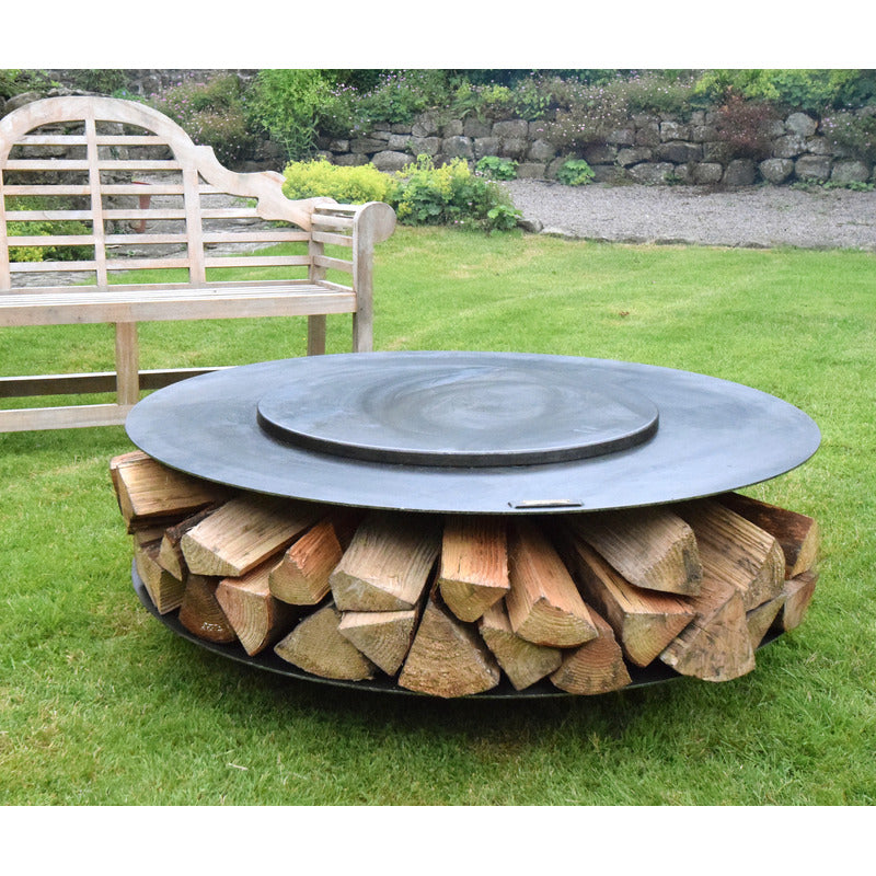 Firepits UK Flat Ring of Logs 120 with Swing Arm BBQ Rack with lid and logs