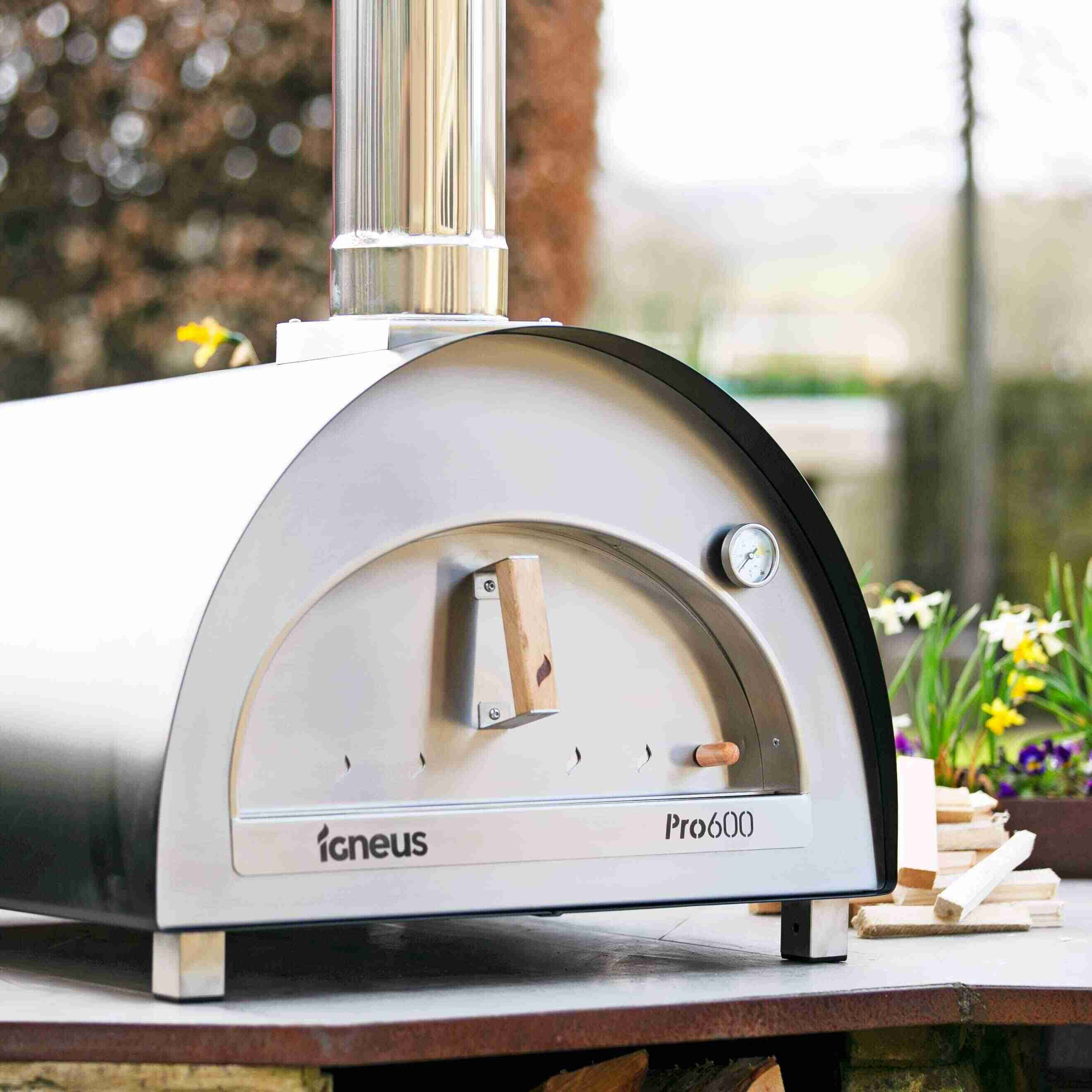 Igneus | Pro 600 Wood-Fired Pizza Oven