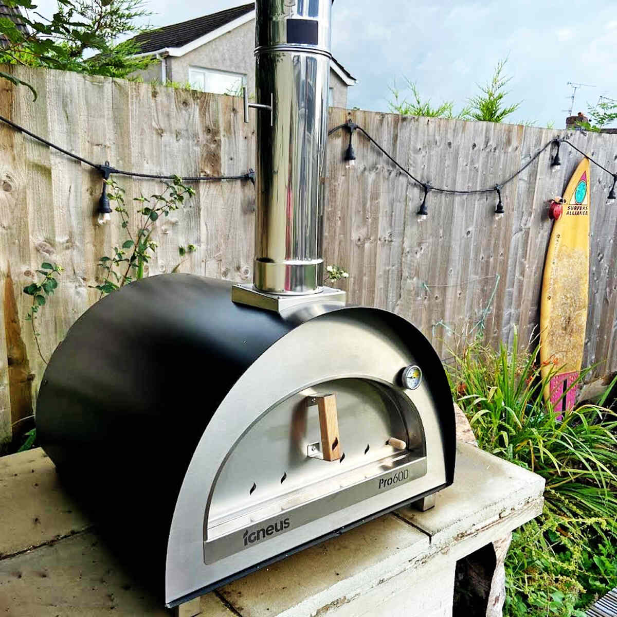 Igneus | Pro 600 Wood-Fired Pizza Oven