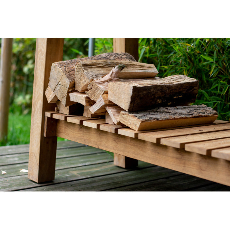 Weltevree_Outdooroven_XL_logs on stand close up